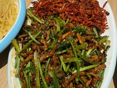 香辣肉丝-老昌春饼(欧亚三环购物中心店)