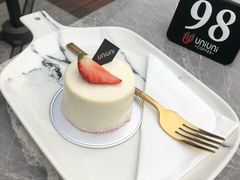 -UNI UNI(环亚凯瑟琳店)