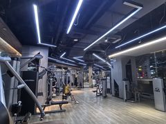 -威克健身游泳(万菱汇店)