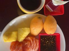 -荣誉国际酒店-云顶旋转餐厅
