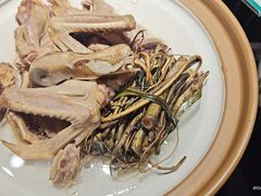 -头上红煨盐鸡·非遗院子餐厅