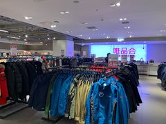 -唯品会(北京国瑞城店)