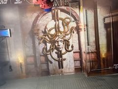 -VR+乐园·VR电竞·家庭亲子·密室逃脱·轰趴团建