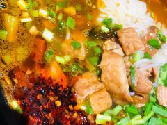 -八月美食小馆(银泰城总店)