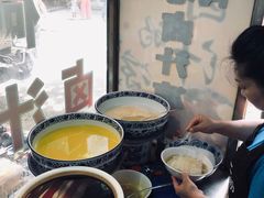 -何老二卤汁凉粉