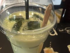 -莓园冰淇淋店