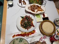 -梅利汴京烤鸭•开封豫菜地标店(晋安路店)