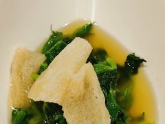 竹笙清鸡汤浸豆苗-Yan Ting 宴庭中餐厅(上海静安瑞吉酒店)