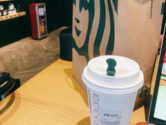 -星巴克(广州南站A18检票口楼上)