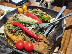 香茅草烤罗非鱼-云海肴·汽锅鸡·云南菜(美罗城店)