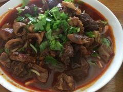 红烧肥肠-谢老五跷脚牛肉·非遗传承店