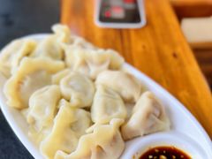 -老刘生态大鱼坊铁锅炖鱼(赛马场店)
