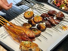 -依呀呀ktv烧烤小串(中山西路店)