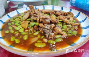 Frog Legs Stir-fried with Edamame