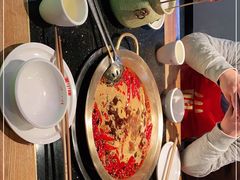 -潮火锅·麻辣牛肉火锅(观音桥方圆·LIVE店)