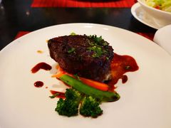 碳烤战斧牛排配红酒汁-WOLFGANG PUCK KITCHEN & BAR(迪士尼小镇店)