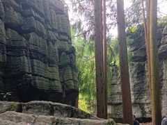 -梭布垭石林景区