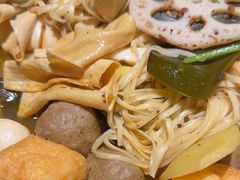 -万记麻辣烫国展总店