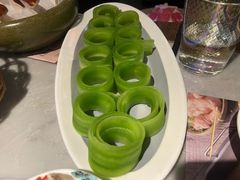 -尚尚仙·酸汤猪手·猪肚鸡火锅(华联万柳购物中心店)