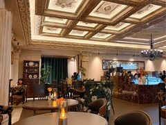 -玲婧胡同·生日蛋糕·餐厅(嘉里城店)