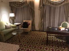 -广州富力丽思卡尔顿酒店