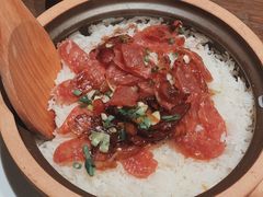皇上皇腊味煲仔饭-啫响粤煲料理(万好大厦店)