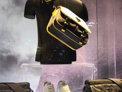 -PRADA普拉达(国际广场店)