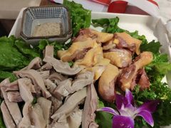 -尚尚仙·酸汤猪手·猪肚鸡火锅(华联万柳购物中心店)