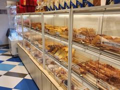 -85度C(生甜甜圈研究工坊·上海松江人民北路店)