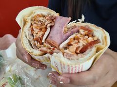 -Bánh Mì Huynh Hoa