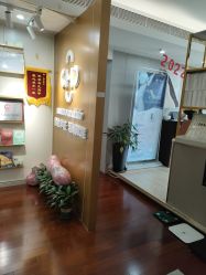 -Mamom club 慢会所(爱丁堡店)
