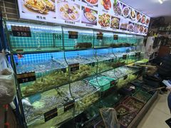 -覃记海鲜美食餐厅