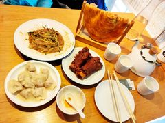 -关东小磨东北菜(上海长风大悦城店)