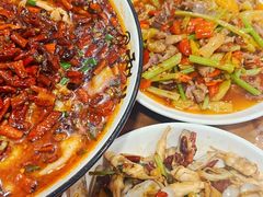 -罗氏豆花饭庄·川菜·土火锅·豆花(卡都花苑店)