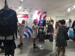 -文艺复兴百货(米兰大教堂广场店)