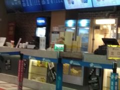 -中影荟星激光影城(西丽店)