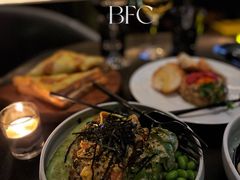 -wineapp葡萄酒餐吧(外滩金融中心店)