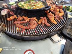 -小辣椒汤锅烧烤(温泉南街店)