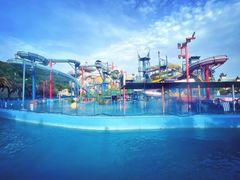 -平湖九龙山乐满地水上乐园