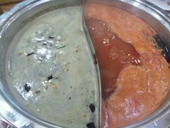 -袁记串串香(泉水轻轨站店)