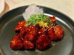 红酒泡沫牛仔粒-荟廷·晶萃(陆家嘴尚悦湾店)