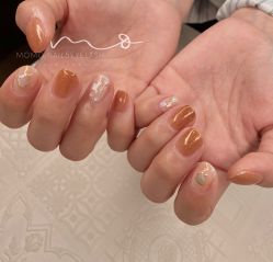 -Momo nail 日系美甲