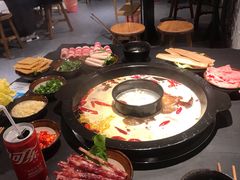 -老酉火锅(阳明古镇店)