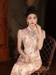 -莫小姐婚纱