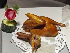 招牌脆皮乳鸽-味可道美食坊(福基路店)