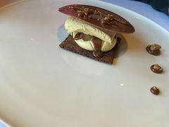 焦糖榛子冰淇淋泡芙-Le Comptoir de Pierre Gagnaire