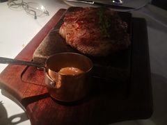 -Erman岩烧牛排(虹桥南丰城店)