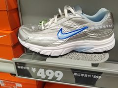 -NIKE上海青浦换季优惠店