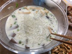 -津津老鸭粉丝馆(正东路店)