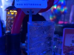 -喜鹊音乐酒馆(西街店)